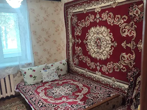 кімната за адресою Київ, Ромена Ролана, 4