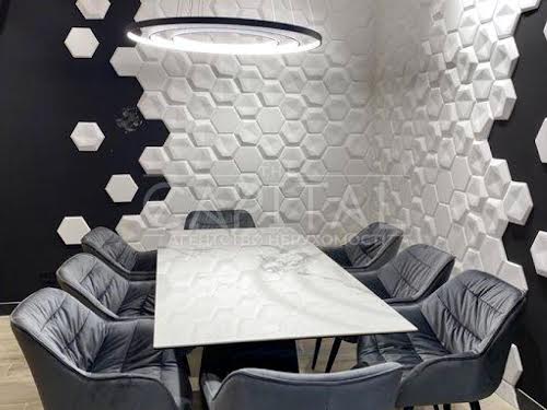 комерційна за адресою Бессарабська пл., 5