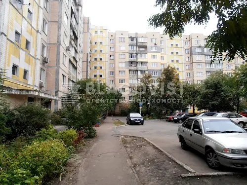 квартира за адресою Рональда Рейгана вул., 10