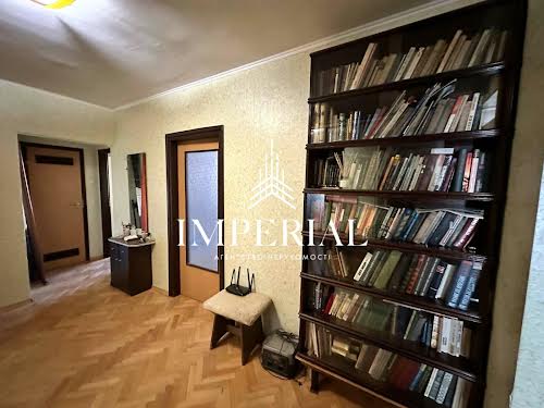 квартира за адресою Кадетський Гай вул., 9