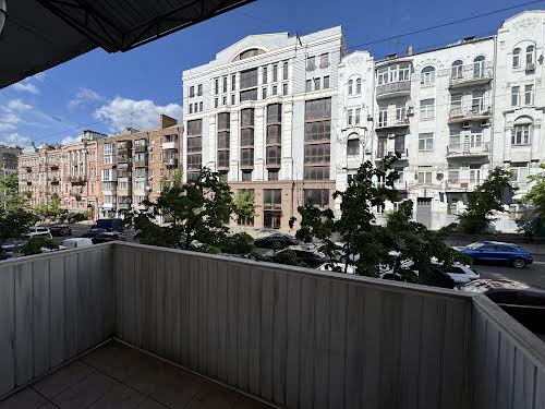комерційна за адресою Саксаганського вул., 99