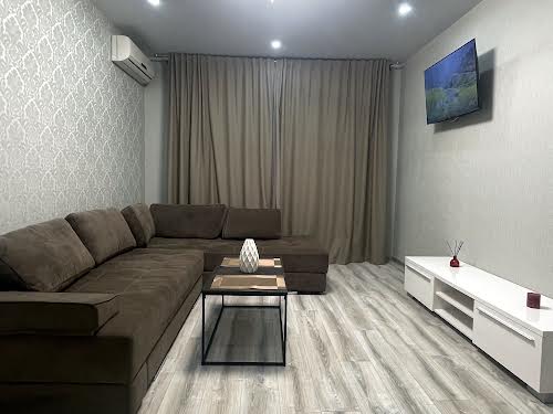 квартира по адресу Практичная ул., 4
