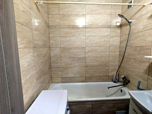квартира за адресою Ревуцького вул., 42 Б