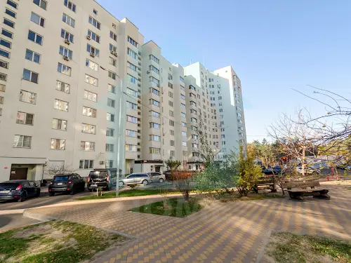 квартира за адресою Миколи Хвильового вул., 1