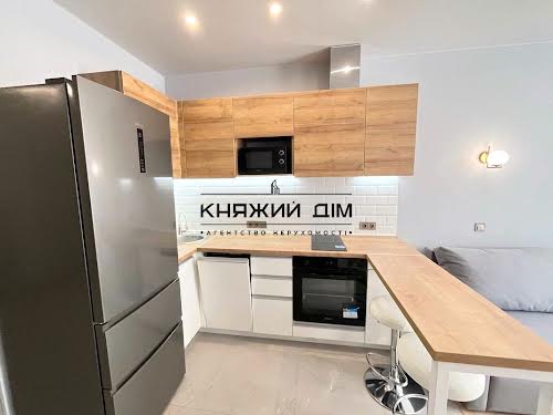 квартира за адресою Дніпровська набережна вул., 17В