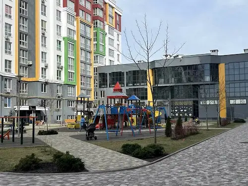 квартира по адресу Машинобудівників ул., 16