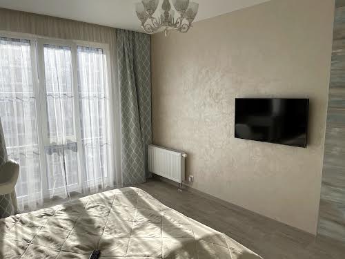 квартира за адресою Михайла Максимовича вул. (Онуфрія Трутенка), 24-Б