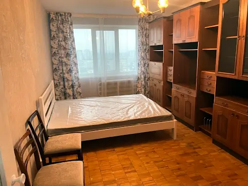 квартира за адресою Ореста Левицького вул. (Академіка Курчатова), 21