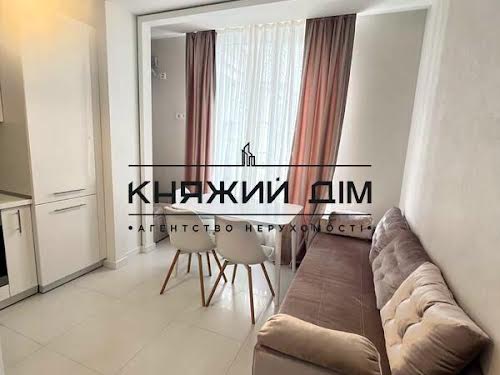 квартира за адресою Практична вул., 3
