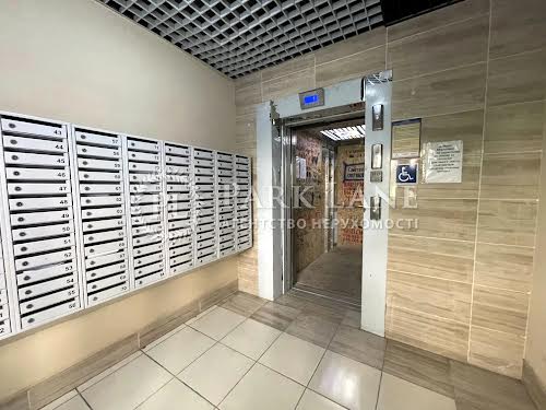 квартира за адресою Василя Стуса вул., 7-Б