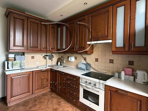 квартира за адресою Регенераторна вул., 4 к1