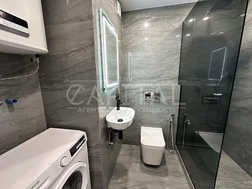 квартира за адресою Михайла Максимовича вул. (Онуфрія Трутенка), 32-Б