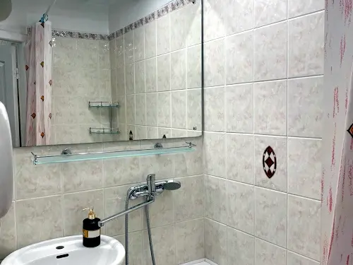 квартира за адресою Академіка Богомольця вул., 8-А