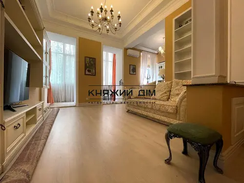 квартира за адресою Антоновича вул. (Горького), 8