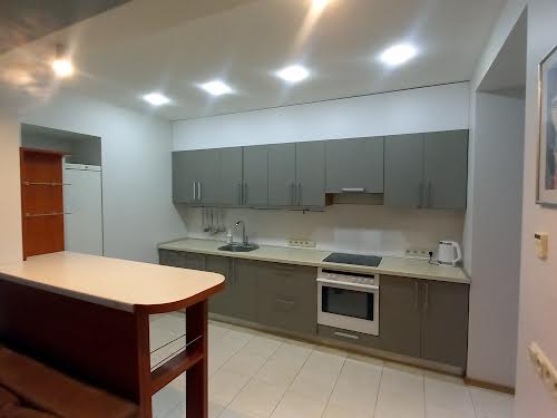 квартира по адресу Старонаводницкая ул., 4