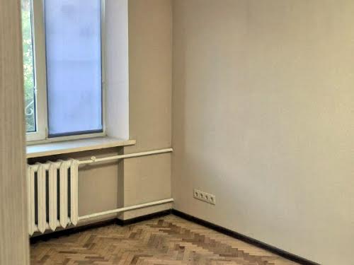 комерційна за адресою Соборності просп. (Возз'єднання), 7