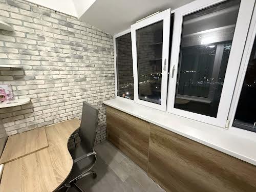 квартира за адресою Братиславська вул., 13