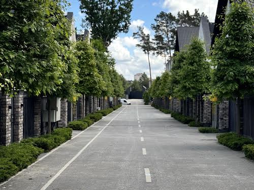 будинок за адресою Буча, Євгена Коновальця вул., 49