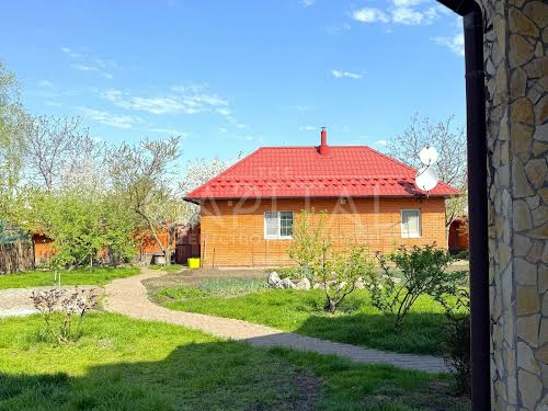 будинок за адресою с. Нові Безрадичі, Блакитна