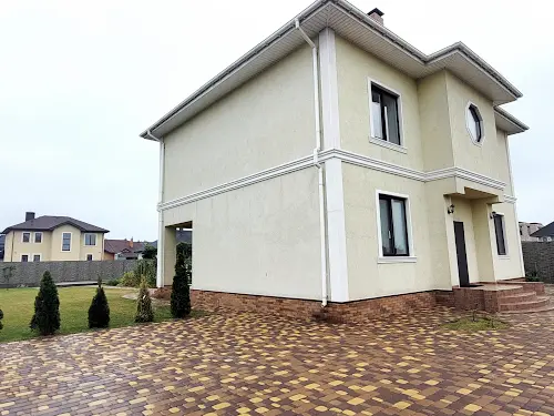 будинок за адресою Центральна