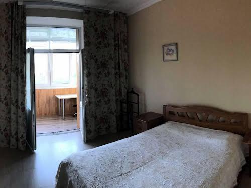 квартира за адресою Івана Світличного вул. (Петровського), 4-А
