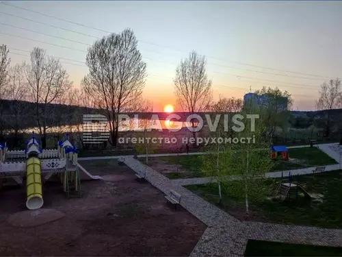 квартира по адресу Киев, Николая Ушакова ул., 1-Б