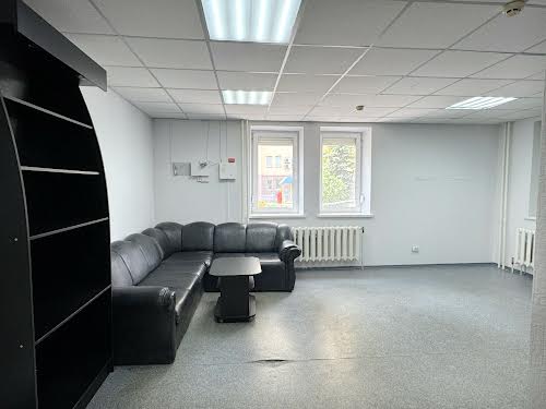 комерційна за адресою Всеволода Нестайка вул. (Олександра Мильчакова), 8