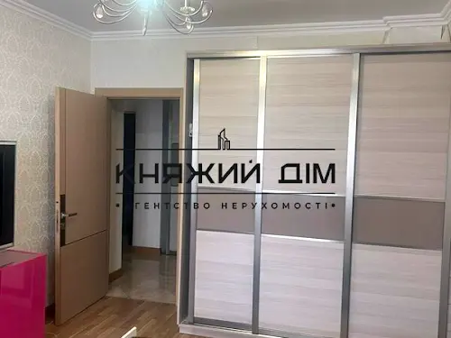 квартира за адресою Берестейський просп. (Перемоги), 121-А