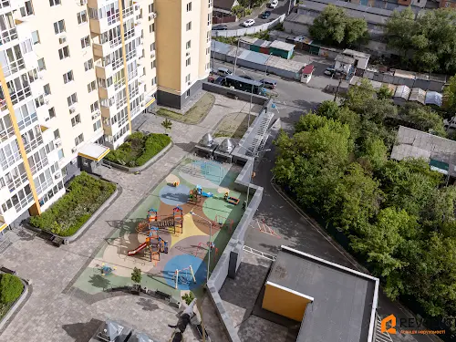 квартира за адресою Новомостицька вул., 15