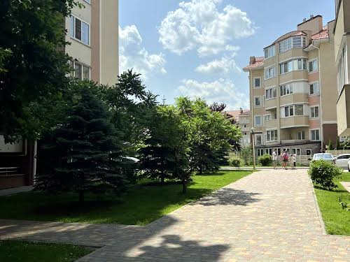 квартира за адресою бул. Лесі Українки, 35