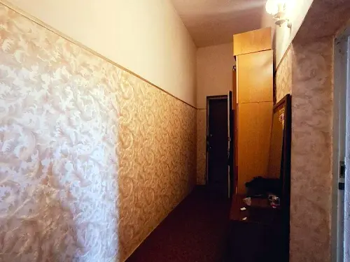 комерційна за адресою Січових Стрільців вул. (Артема), 81