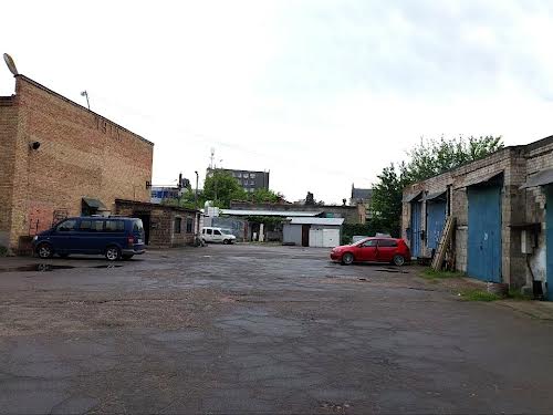 комерційна за адресою Азейбаржанська, 25