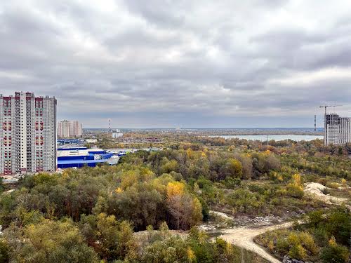 квартира за адресою Софії Русової вул., 7-Г