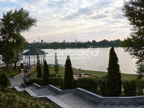 квартира по адресу Оболонский просп., 1