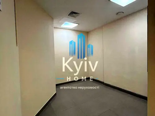 комерційна за адресою Басейна вул., 7