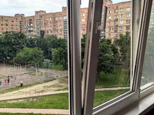 квартира за адресою Володимира Сосюри вул., 4