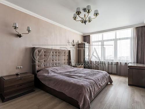 квартира по адресу Авиаконструктора Игоря Сикорского ул. (Танковая), 4-Б
