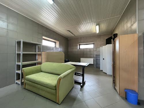 будинок за адресою Центральна вул., 65