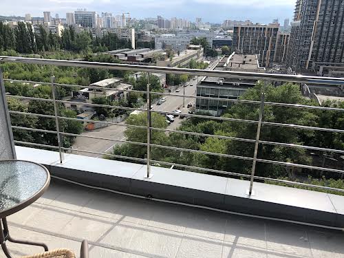 квартира за адресою Джона Маккейна вул. (Івана Кудрі), 7