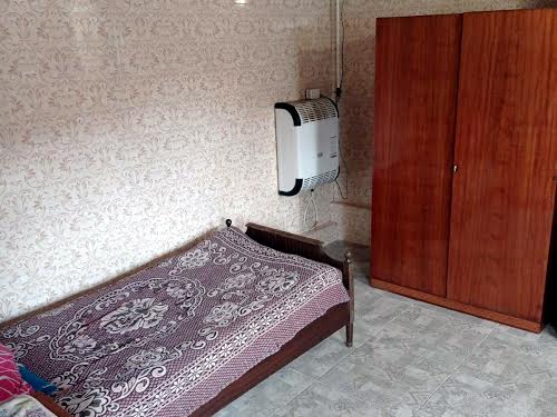 будинок за адресою Вишнева вул., 33