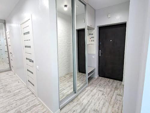 квартира за адресою Святослава Хороброго вул., 11-Б