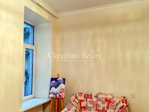 квартира за адресою Богдана Хмельницького вул., 32