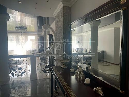 квартира по адресу Киев, Старонаводницкая ул., 4-В