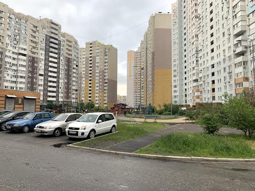 квартира за адресою Миколи Закревського вул., 101-Б
