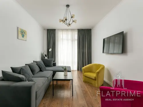 квартира за адресою Дегтярна вул., 7