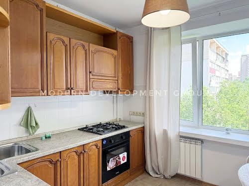 квартира за адресою Київ, Печерський узвіз, 8