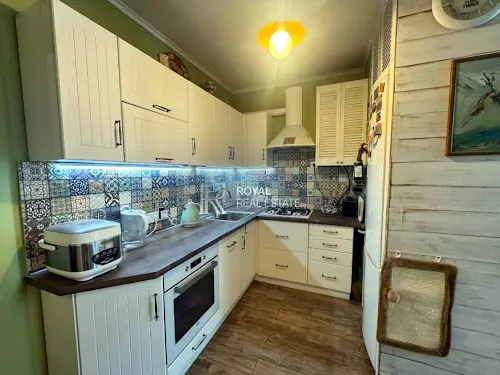 квартира по адресу Радистов ул., 34б