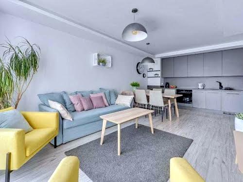 квартира за адресою Регенераторна вул., 4