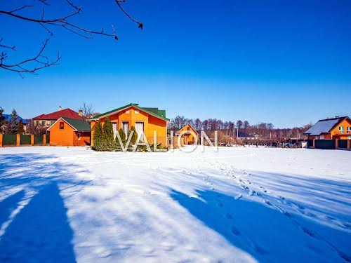 будинок за адресою с. Вишеньки, Ожинна, 13 Б