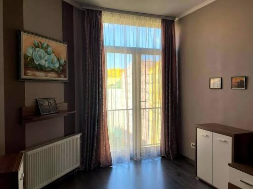 квартира за адресою Регенераторна вул., 4
